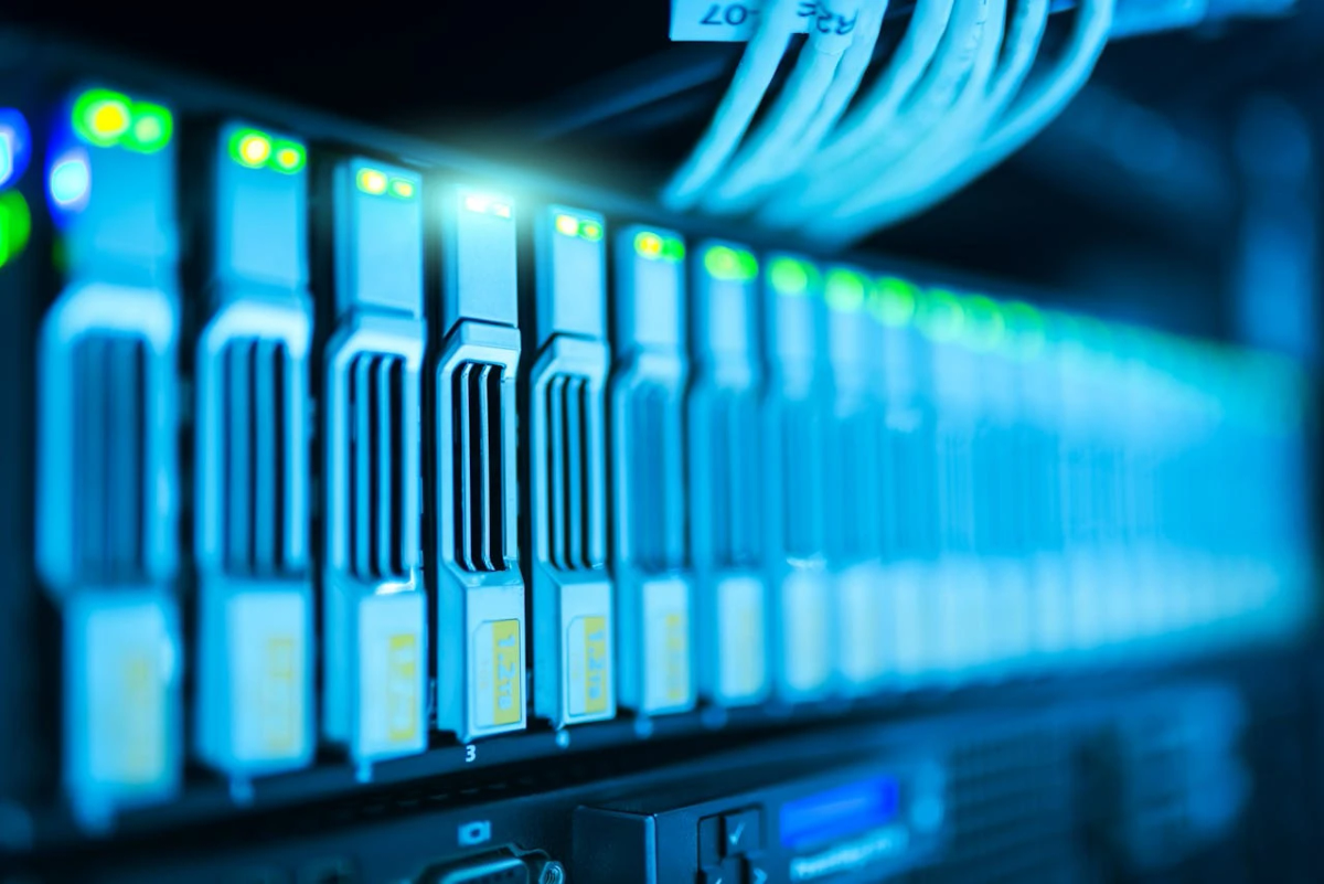 Perbandingan Jenis Hosting: Shared, VPS, dan Dedicated